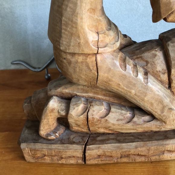 Vintage handmade,woodcarved,skillfully crafted by Laratte. - Picture 10 of 16